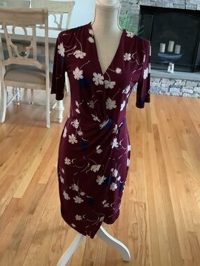 Banana Republic Burgundy Floral Wrap like Dress